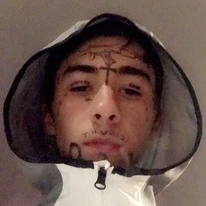 Meet your Posher, Riley